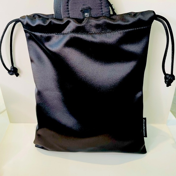 Alexander Wang Ryder Foldable Flat Sandals - Picture 4 of 12